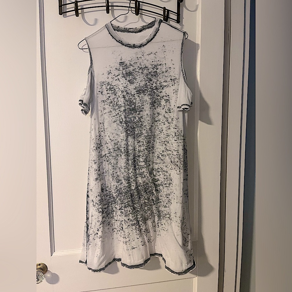 Women’s cold shoulder heathered grey knit mini dress by Peach Love California